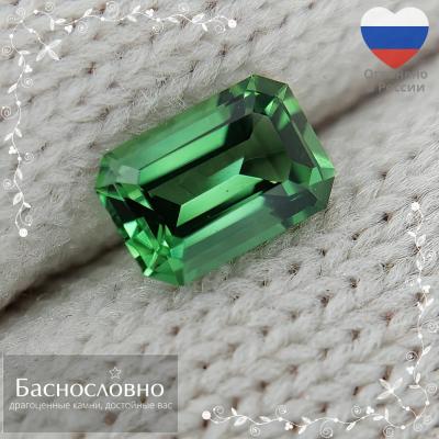 Драгоценные камни Баснословно № 577: Ярко-зелёные цаворит и хромтурмалин